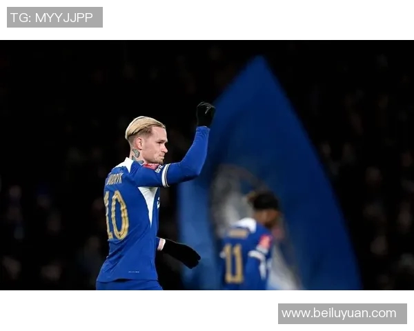 切尔西更衣室风波加剧斯特林与恩佐训练场激烈冲突引发关注